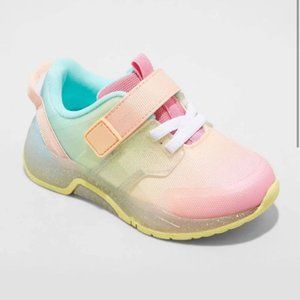 Toddler Reese Light-Up Sneakers - Cat & Jack Size 6